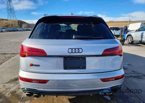 2022 Audi Sq5 Premium Plus z USA, uszkodzony, nr VIN WA1B4AFY8N2029154